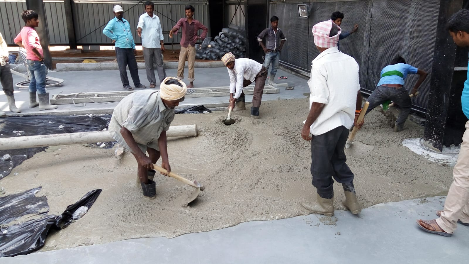 Heavy-duty structural concrete slab installation in Hyderabad